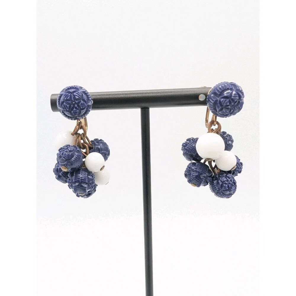 Vintage Celluloid Plastic Floral Molded Screw Back Earrings Blue White Dangle